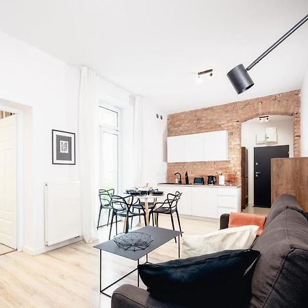 Apartamenty Pamiatkowa 11, 2 Rooms, Self Check In 24H Poznaň Exteriér fotografie